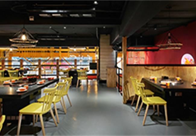 火鍋店怎么裝修？選擇專業的裝修公司才有保障